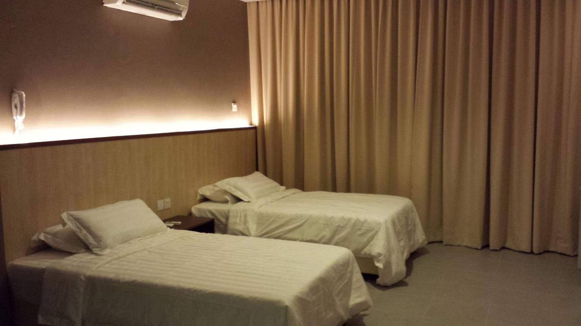 Tribeca Suites Kuching Eksteriør billede