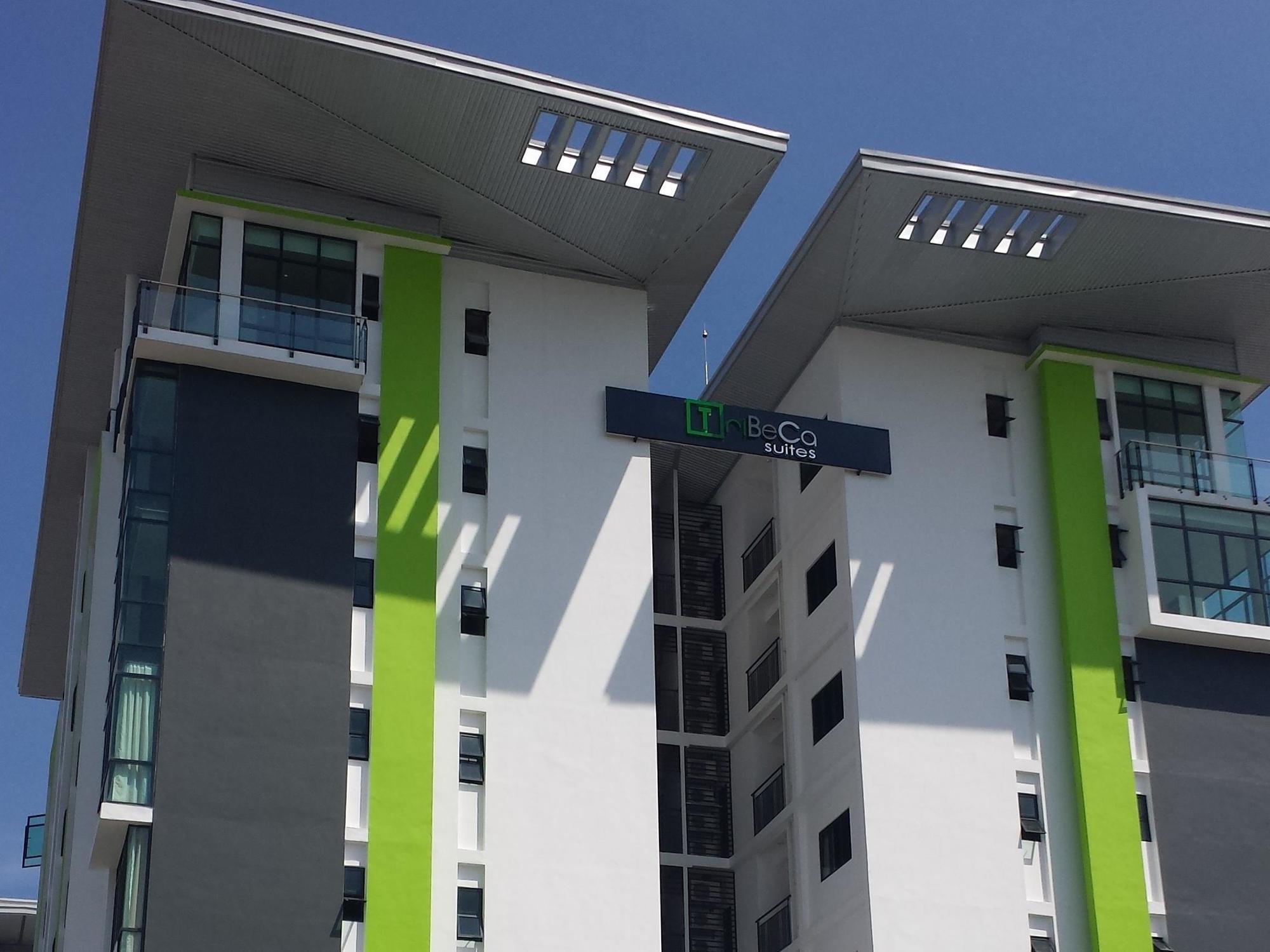 Tribeca Suites Kuching Eksteriør billede