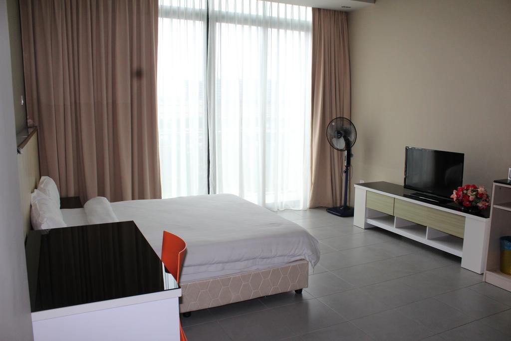 Tribeca Suites Kuching Eksteriør billede