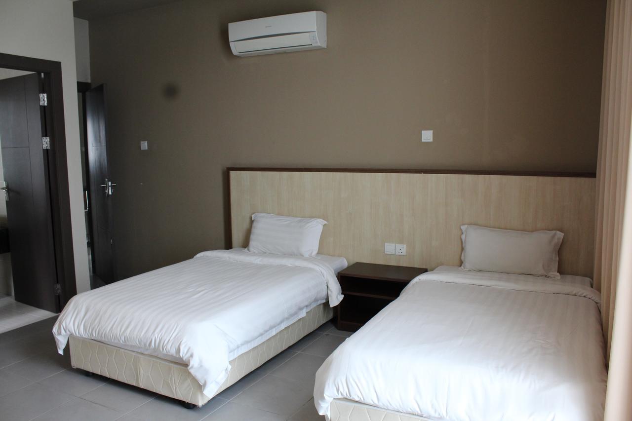 Tribeca Suites Kuching Eksteriør billede