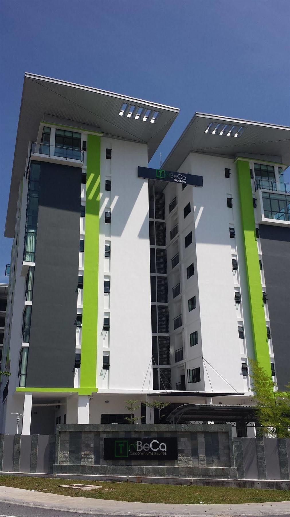 Tribeca Suites Kuching Eksteriør billede