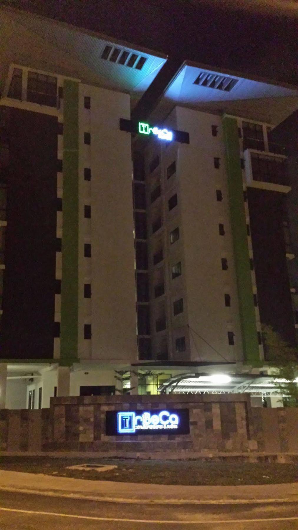 Tribeca Suites Kuching Eksteriør billede